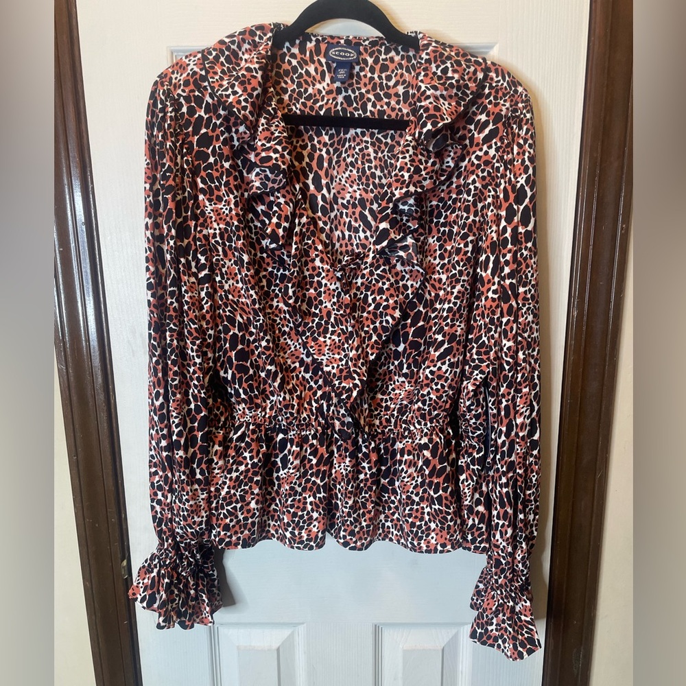 Scoop Long Sleeve Pullover Ruffles V-Neck Tie Front Blouse (Women's) Sz XXXL